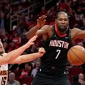 Šta radi ovaj čovek!? Nikola Jokić demolirao rakete, Denveru drama protiv Hjustona