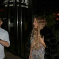 Luna Đogani kao Džej Lo na proslavi 30. rođendana: U miniću sa brutalnim dekolteom stigla u restoran, Marko se ne odvaja od nje…