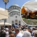 Žena gađala vernike staklenim flašama: Haos na Vračaru - zasula ljude koji su u redu čekali da celivaju pojas Presvete…