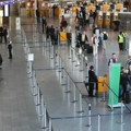 Smrtonosna zaraza stigla avionom u Nemačku! Preminula dvojica radnika aerodroma u Frankfurtu, još šestorica obolela