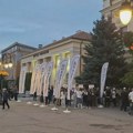 Ministarka Mesarović u Zaječaru: Direktori i aktivisti glumili narod na trgu uz skandiranje „Pobeda, pobeda!“