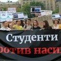 Na protestu ‘Srbija protiv nasilja’ minut ćutanja za čuvara Zejtinlika i ubijene u Beogradu