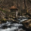 Ovo su najjezivija mesta u Srbiji Svedočenja meštana uteruju strah u kosti: "Na tom mostu se noću čuju užasni krici"…