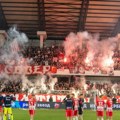 Vatreno! Ovako su navijači i fudbaleri Crvene zvezde proslavili osvajanje Kupa Srbije i "duplu krunu" (video)