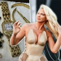 Jk se otarasila nakita vrednog 61.950 €! Karleuša fotkom sve ostavila bez teksta: Zlatni okov ljubavi skinula šrafcigerom