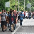 Oko 1.500 migranata u Meksiku formiralno karavan koji kreće prema SAD