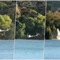 Dramatičan snimak, srušio se helikopter: Gašenje požara se kobno završilo (video)