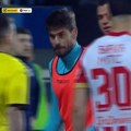 Haos na kraju meča u Novom Pazaru: Rezervista domaćih u sukobu sa sudijom, dobio direktan crveni karton