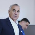 Rumunski krajnji desničar Kalin Đorđesku najavio povlačenje iz politike