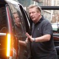Alek Boldvin i njegov brat doživeli saobraćajnu nesreću: Glumac se ženinim automobilom zakucao u drvo