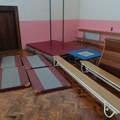 Nove gimnastičke sprave za školu u beočinu Stigle strunjače, klupe, tramboline