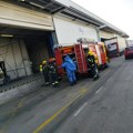 Kragujevački vatrogasci simulirali gašenje požara na eksternoj bateriji u industrijskom objektu