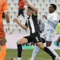 Prenos, Partizan - Spartak: Nestvarna utakmica! Sudija pokazao crveni karton, pa se predomislio! Kakvi promašaji, kakvi…