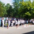 Zaposleni i jutros na kratko prekinuli rad: nastavljeni skupovi podrške uhapšenim Srbima na KiM (foto)