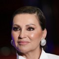 "Publika ostala bez glasa, a ja bez zgloba" Nina Badrić doživela nezgodu na koncertu, završila sa previjenom nogom