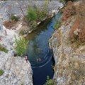Da li je ovo najlepše kupalište u Srbiji? Stenovita plaža u srcu kanjona okružena nestvarnom prirodom