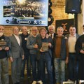 Овај бивши министар био је у групи „Легенде“: Морао је да одустане од музике из једног разлога