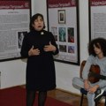 U okviru pratećeg programa 6. Festivala malih pozorišnih formi, otvorena izložba autorke Dušanke Botunjac i izvedena…