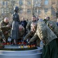 Smrt od gladi: Ukrajinci pale spomen-sveće u čast žrtava Holodomora