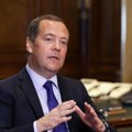 Medvedev: Za Bajdena pobeda znači da će Ukrajina postojati na karti sveta