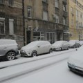 Stanovnike Karaburme probudio sneg, ali i jedna poruka: Svaki automobil obeležen na isti način