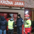 Uspešno evakuisano svih pet osoba koje su dva dana bile zarobljene u Križnoj jami u Sloveniji