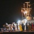 Obalska straža Italije: Strahujemo da je oko 60 ljudi poginulo u brodolomu