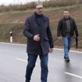 "Samo verujući u sebe možemo da gradimo modernu Srbiju" Vučić objavio video i poslao poruku građanima (video)