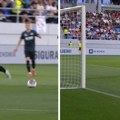 Neverovatan kiks golmana Crvene zvezde: Primio gol sa 30 metara, pogledajte snimak