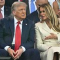 "Nisi ti to uradio" Čitačica sa usana otkrila o čemu su pričali Melanija i Doland Tramp na vojnoj paradi