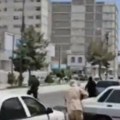 (Uznemirujuć video) devetoro mrtvih u terorističkom napadu: Izvršen udar na zgradu suda u Iranu, bezbednjaci na terenu (video)…