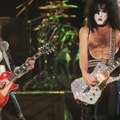Gitarista grupe Kiss preminuo od povreda zadobijenih u padu: Obdukcija otkrila frakture lica u predelu očiju i levog uha