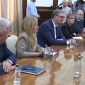 Vučić nastavlja konsultacije sa predstavnicima stranaka