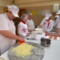 Teorija u školi, plata u firmi - zašto mladi sve više biraju dualno obrazovanje