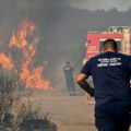 Požar kod Herceg Novog se širi; Evakuisano stanovništvo - angažovani helikopteri i avioni VIDEO