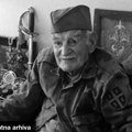 Deda Đorđe sahranjen uz „Bože pravde“ na zejtinliku: Srbi i Grci poslali poslednje poruke zahvalnosti čuvaru srpskih…