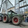 Belgijski poljoprivrednici blokirali auto-puteve