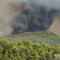 Ugašen požar na Tjentištu: Gori kod Bileće, upućeni helikopteri