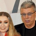 "Prvi put je bila u mojim rukama" Pojavila se dirljiva slika Saše Popovića sa ćerkom u naručju iz porodilišta