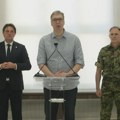 Ko je "neprikladno odeven"? Vučić tvrdi da ministar Gašić nije po PS-u (VIDEO)