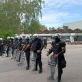 Novi Sad: Studenti koji blokiraju pokušavaju da spreče održavanje ispitnog roka na Pravnom fakultetu