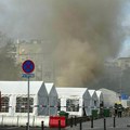 Gori kamp ispred Narodne skupštine: Prvi snimci i fotografije sa lica mesta (Video)