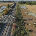 Brzi putnički voz ubio sedam slonova na pruzi u Indiji, iskliznulo pet vagona i lokomotiva