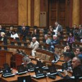 Poslanici opozicije raspravljali o odgovornosti ministra Dačića u slučaju "Senjak": Umesto depeše, bolje da je napisao ostavku…