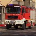 (Foto) Težak sudar u Bulevaru kralja Aleksandra! Otkačio se autobus sa šlep-kamiona, pa udario u tramvaj, izbio i požar