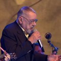 On je najstariji pevač na estradi, ima 95 godina i dalje radi: "Jedan život imamo i moramo uživati"