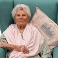 Preživela sve ratove i kovid, a seća se i potonuća Titanika: Najstarija žena na svetu napunila 117 godina