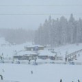 Veje u jednom delu Srbije: Evo gde će danas pasti 10 do 15 cm snega, a gde se sutra ujutro očekuje ledena kiša