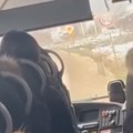 Drama u sopotskom autobusu Muškarac se predstavio kao policajac, pa divljao! Putnici koji su išli za BG se prestravili