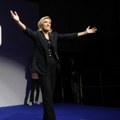 Desnica vodi na parlamentarnim izborima u Francuskoj, Makronova partija tek treća /video, foto/